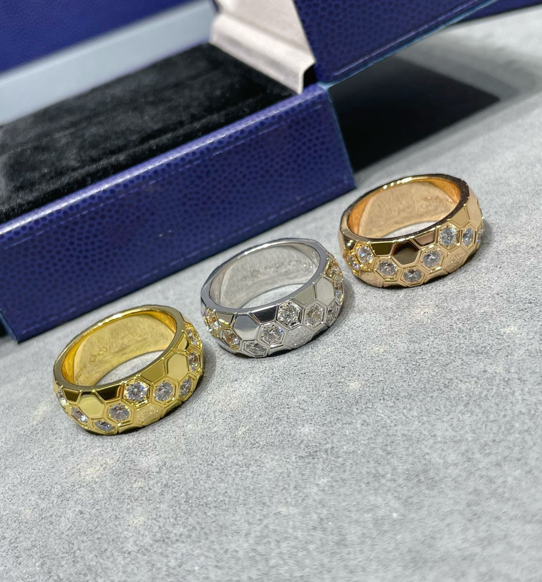 CHAUMET BEE LOVE DIAMOND LARGE RING